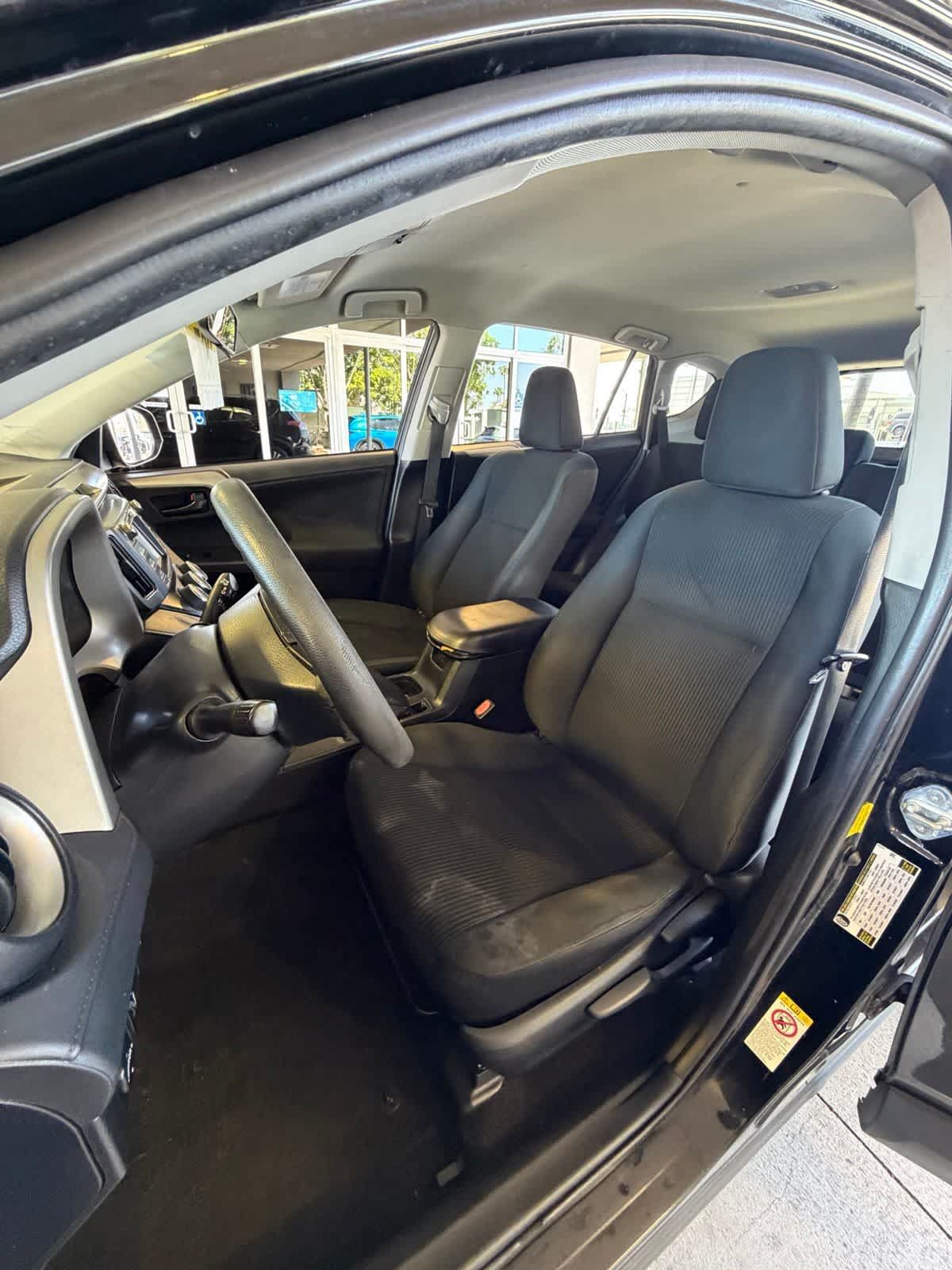 Used 2016 Toyota RAV4 LE FWD image 17