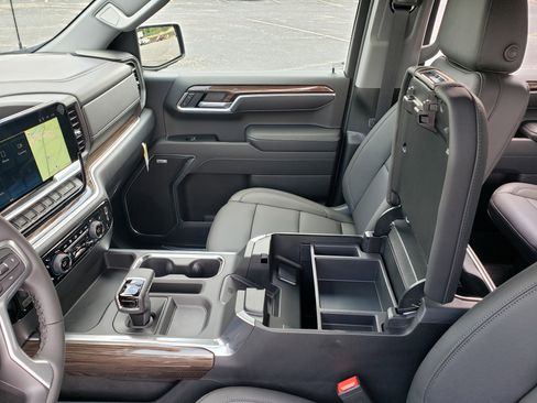 New 2026 Chevrolet Silverado 1500 RST w/ RST All Star Premium Package AWD/4WD image 27
