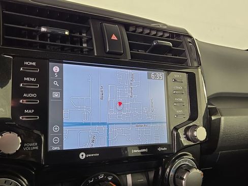 Used 2024 Toyota 4Runner TRD Off-Road Premium AWD/4WD image 17