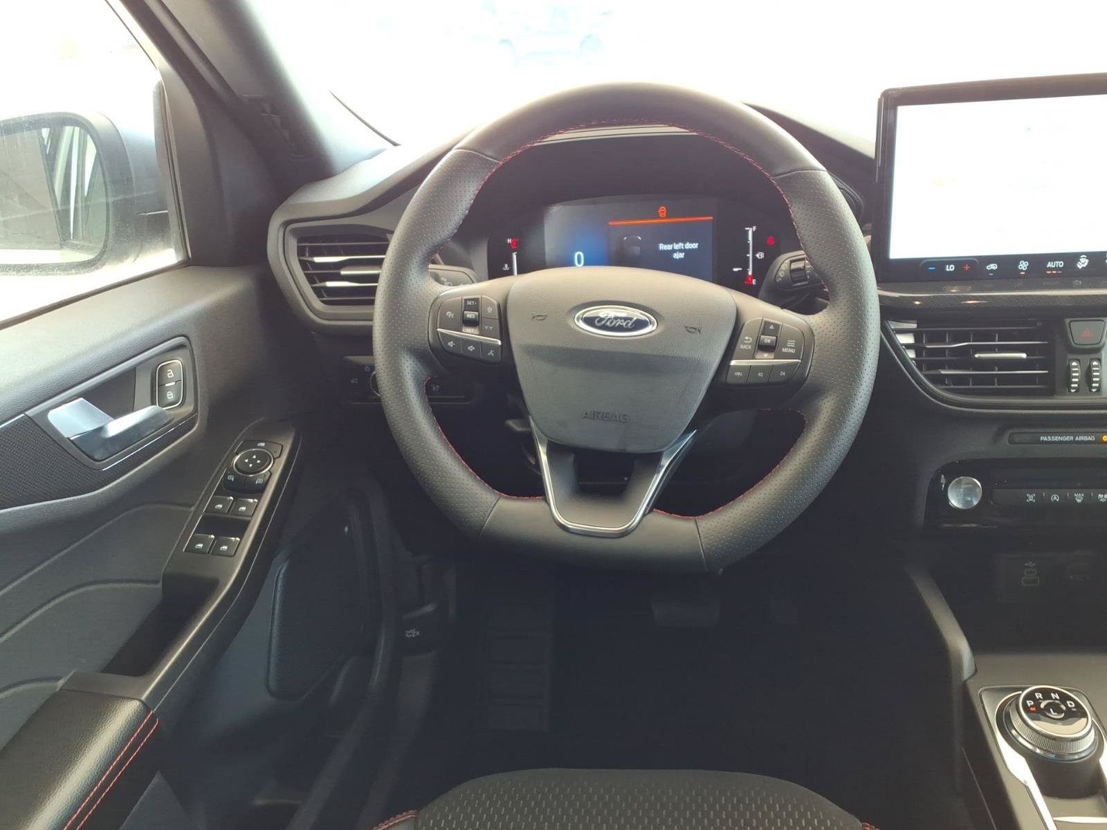 Used 2025 Ford Escape ST-Line w/ Tech Pack #1 FWD image 16
