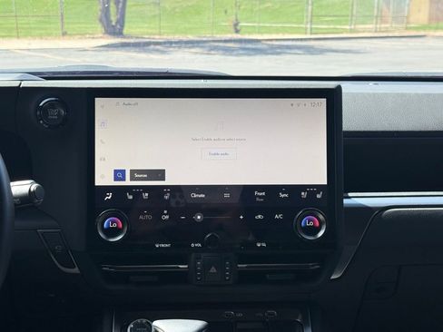 Used 2024 Lexus GX 550 w/ Accessory Package (Z1) image 14