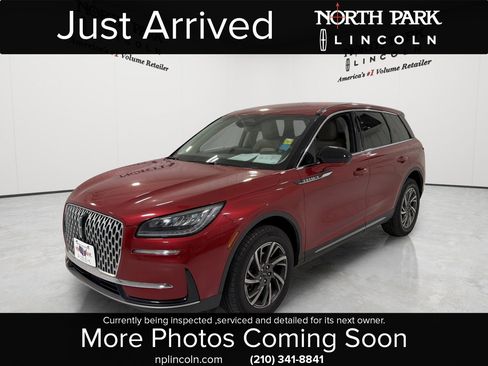 Used 2023 Lincoln Corsair FWD image 1