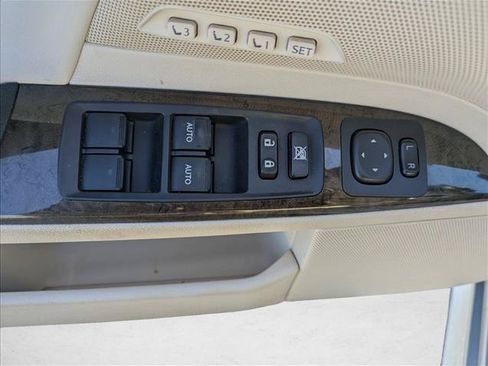 Used 2010 Lexus IS 250C RWD image 10