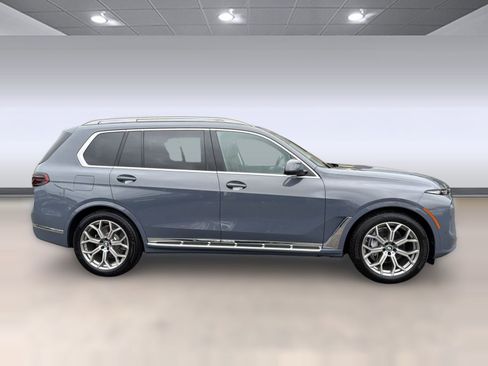 Certified 2026 BMW X7 xDrive40i w/ Premium Package AWD/4WD image 8