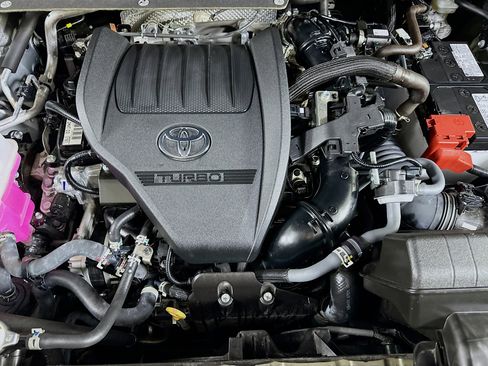 Used 2025 Toyota Grand Highlander AWD image 33