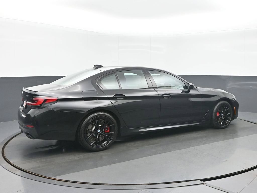 Used 2023 BMW 540i xDrive w/ M Sport Package AWD/4WD image 3