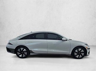 Used 2024 Hyundai Ioniq 6 SE RWD video 4