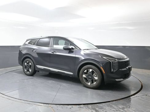 Used 2026 Kia Sportage LX FWD image 6