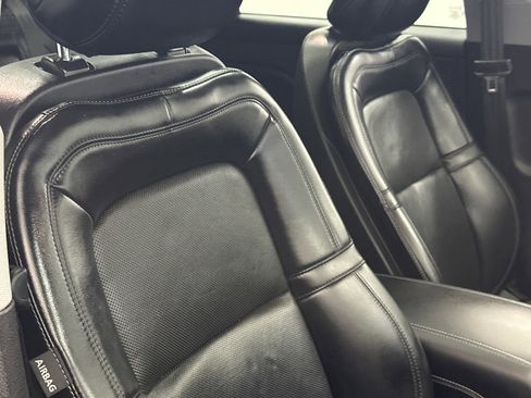 Certified 2022 Lincoln Corsair Reserve w/ Equipment Group 201A image 11