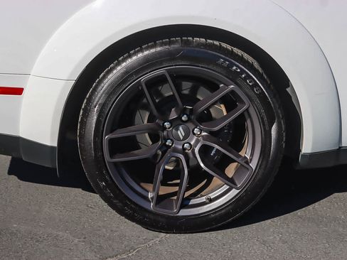 Used 2019 Dodge Challenger R/T Scat Pack image 10