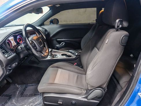 Used 2021 Dodge Challenger SXT RWD image 19