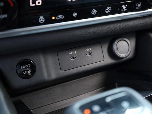 Certified 2025 Nissan Rogue SV w/ SV Premium Package FWD image 15