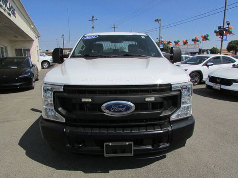 Used 2021 Ford F250 XL w/ Power Equipment Group RWD image 3