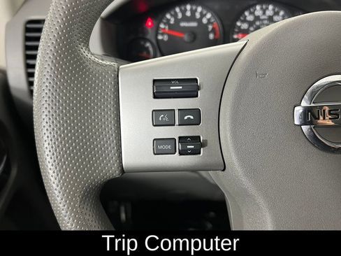 Used 2020 Nissan Frontier SV image 23