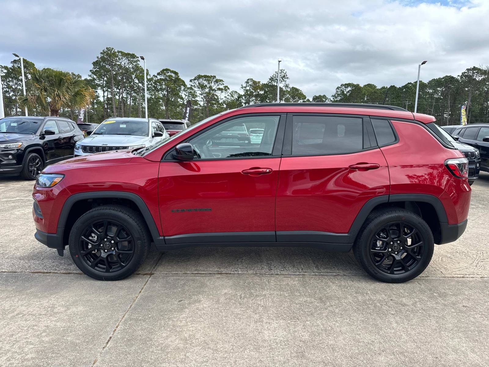 New 2026 Jeep Compass Latitude AWD/4WD image 6