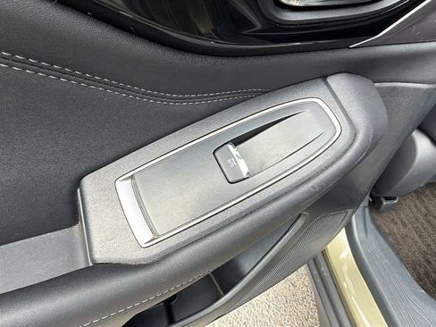 Used 2023 Subaru Outback Limited AWD/4WD image 15