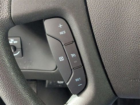 Used 2024 GMC Savana 2500 w/ Driver Convenience Package image 14