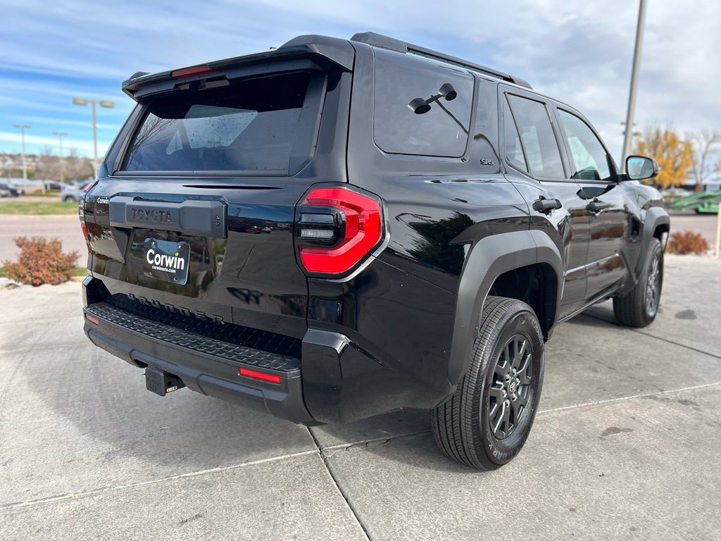Used 2026 Toyota 4Runner SR5 AWD/4WD image 8