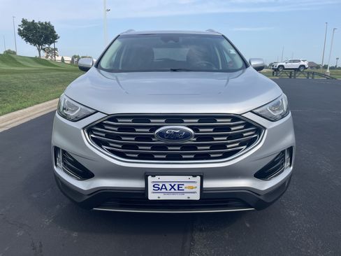Used 2019 Ford Edge SEL w/ Equipment Group 201A AWD/4WD image 12