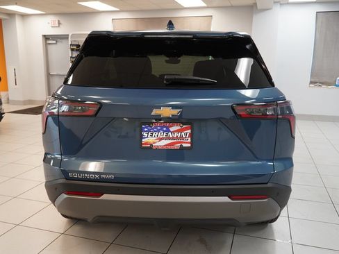 Used 2025 Chevrolet Equinox LT w/ Safety and Technology Package AWD/4WD image 8