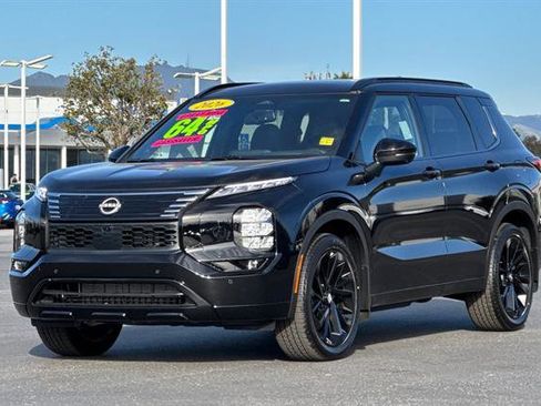 New 2026 Nissan Rogue Platinum image 8