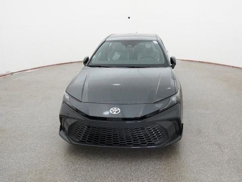 New 2026 Toyota Camry SE image 15