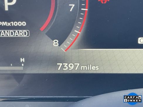 Certified 2025 Nissan Kicks SR image 33