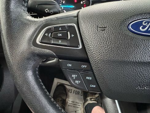 Used 2018 Ford Escape Titanium AWD/4WD image 32