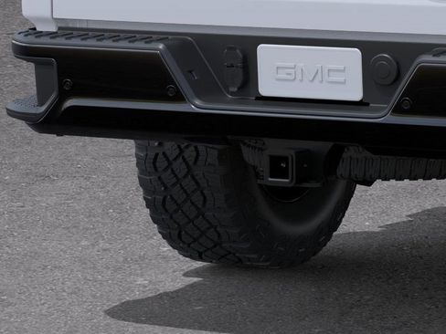 New 2026 GMC Sierra 2500 AT4X image 14