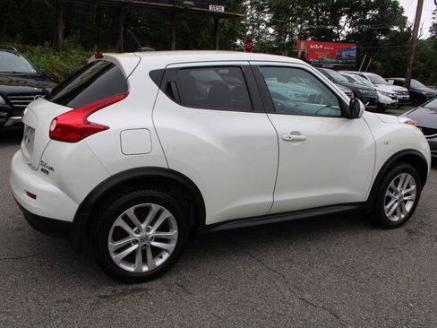 Used 2012 Nissan Juke SV AWD/4WD image 9