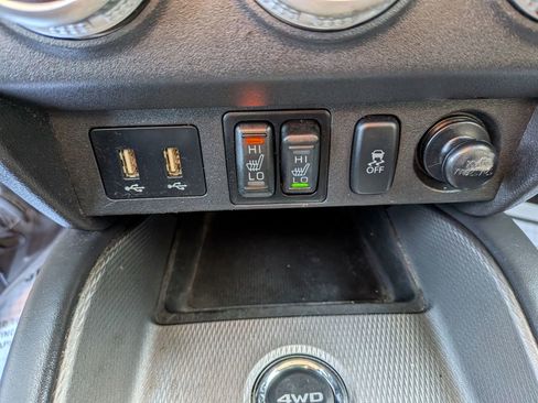 Used 2021 Mitsubishi Outlander Sport SE image 50