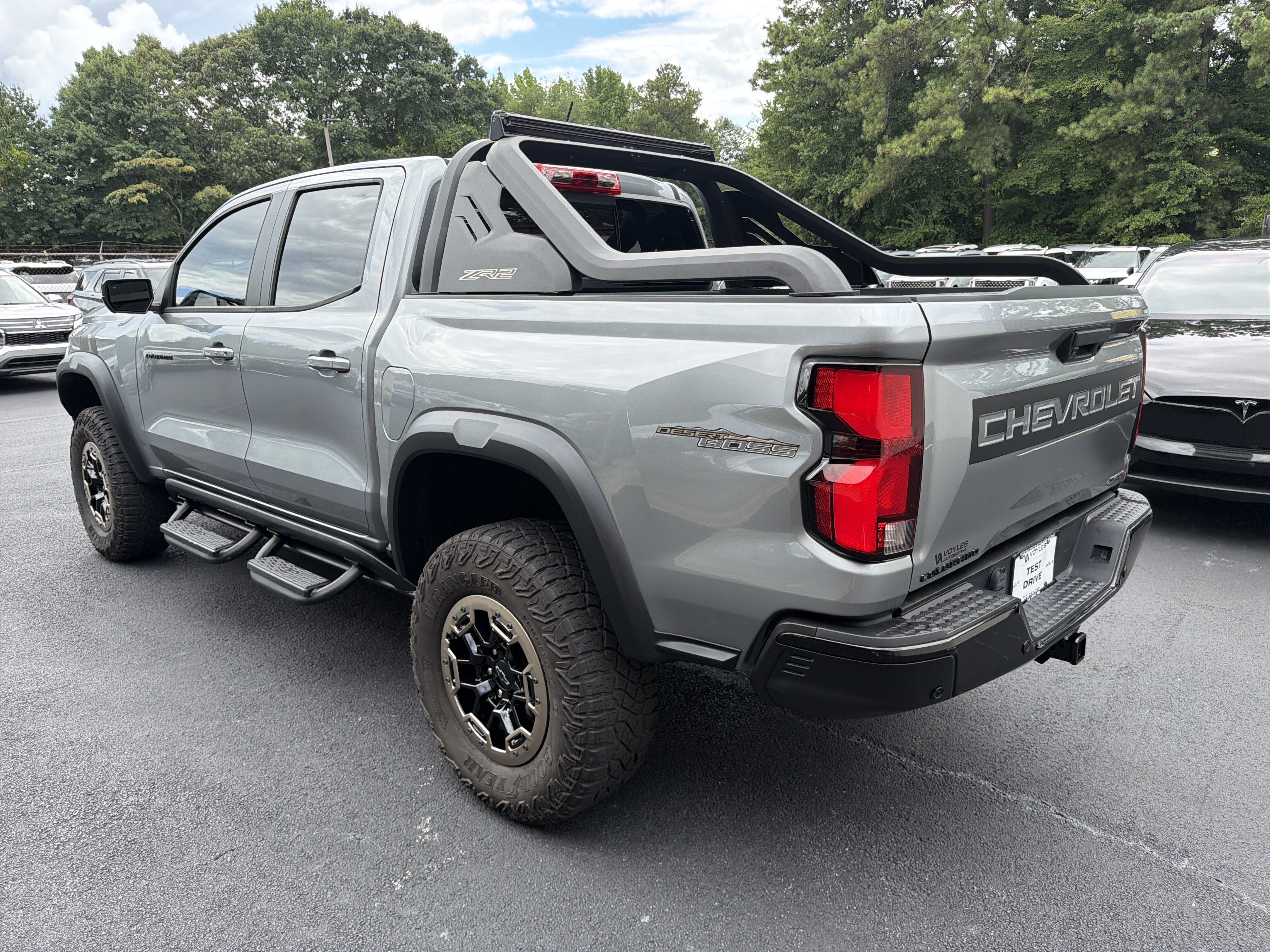 Used 2023 Chevrolet Colorado ZR2 w/ Desert Boss Special Edition AWD/4WD image 5