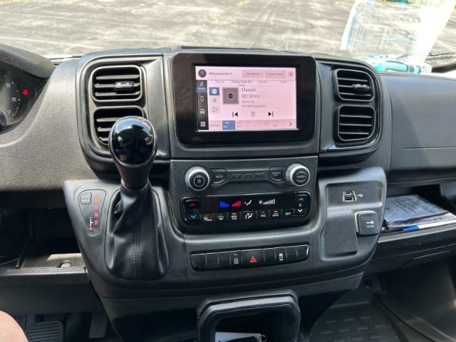 Used 2025 RAM ProMaster 2500 w/ Convenience Group FWD image 13