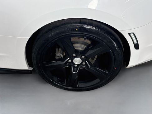 Used 2019 Chevrolet Camaro LT RWD image 35