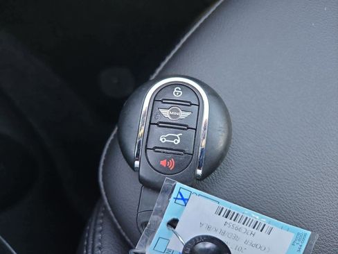 Used 2017 MINI Cooper Convertible image 31