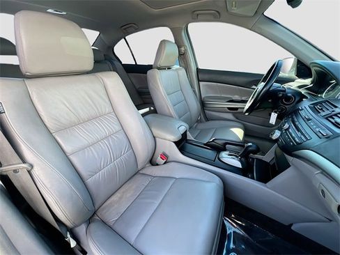 Used 2009 Honda Accord EX-L image 26