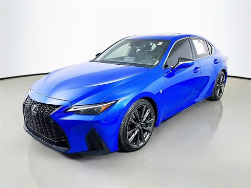 Used 2022 Lexus IS 350 F Sport image 3