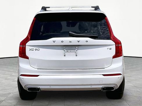 Used 2021 Volvo XC90 T5 Momentum w/ Advanced Package image 6