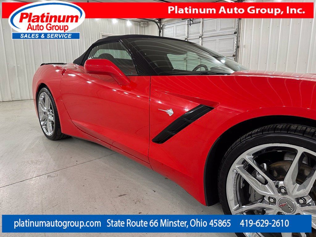 Used 2018 Chevrolet Corvette Stingray Convertible w/ 3LT Preferred Equipment Group RWD image 44
