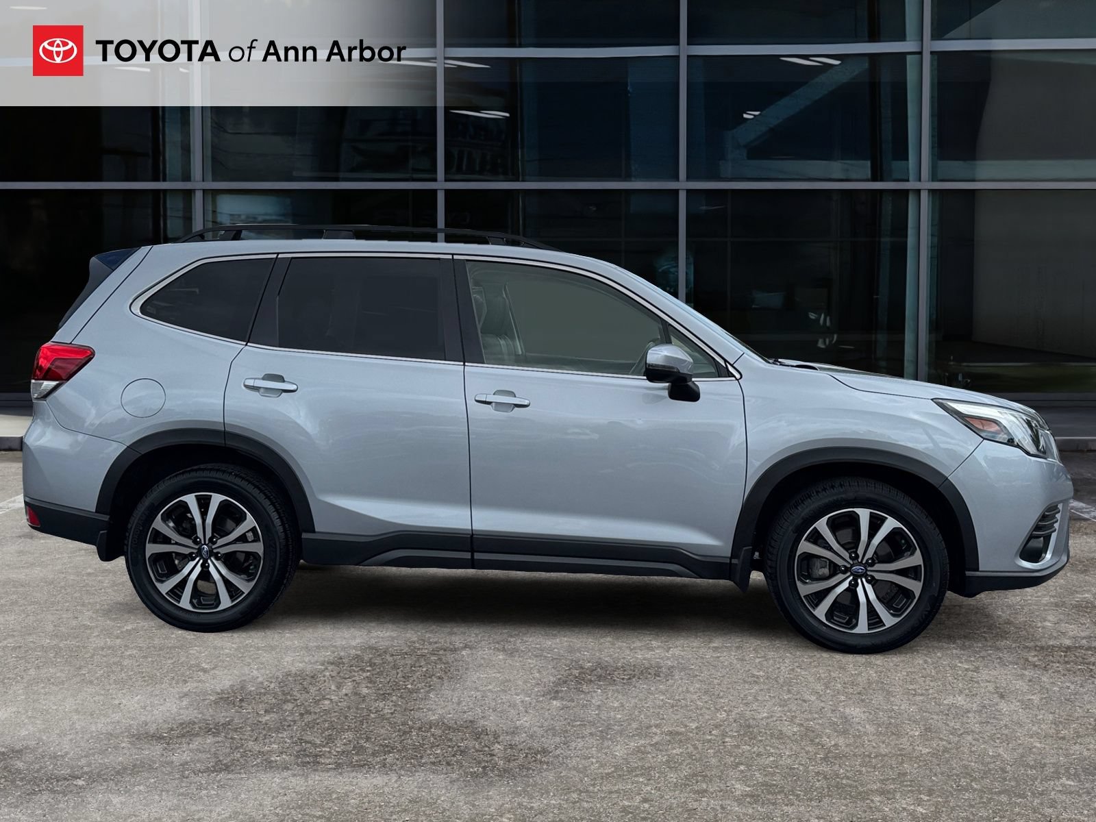 Used 2024 Subaru Forester Limited AWD/4WD image 13