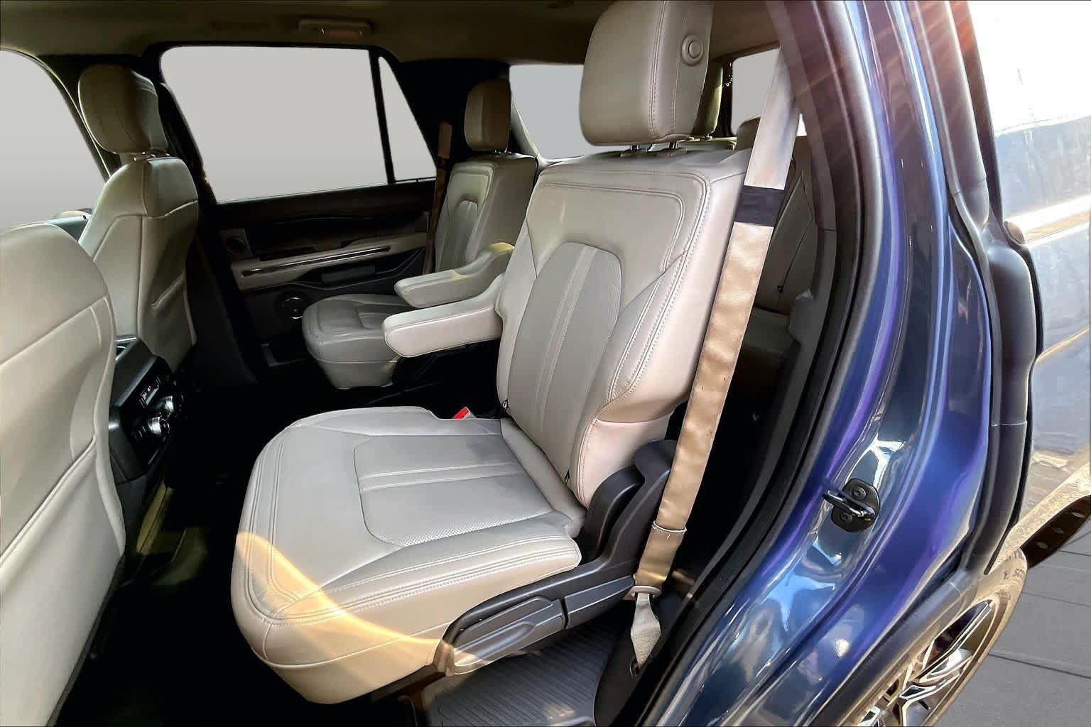 Used 2020 Ford Expedition Limited w/ Special Edition Package RWD image 21