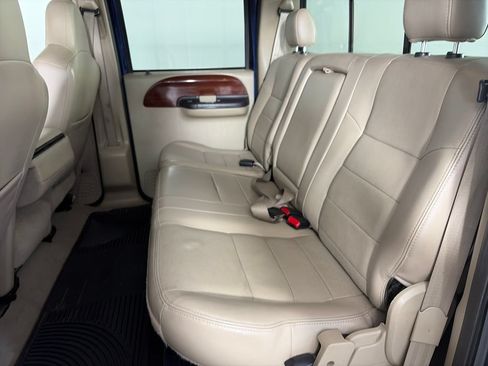 Used 2006 Ford F250 4x4 Crew Cab Super Duty image 13