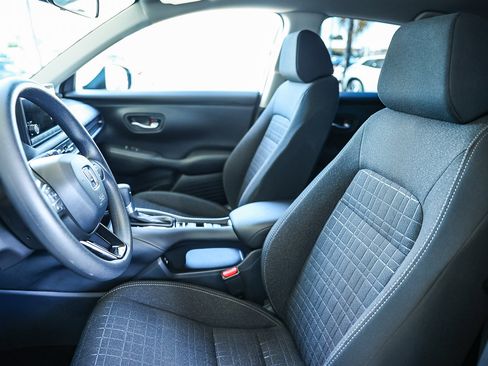 Used 2025 Honda HR-V LX image 26