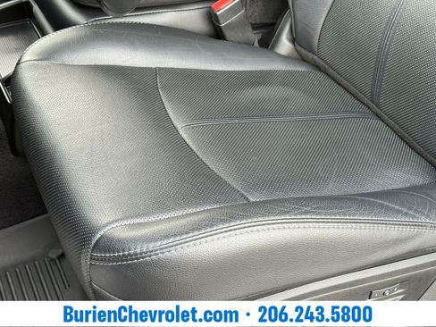 Used 2018 RAM 2500 Laramie w/ Off Road Package image 11