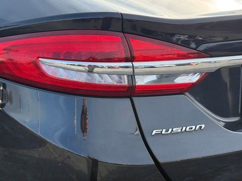 Certified 2017 Ford Fusion SE w/ Fusion SE Technology Package image 27