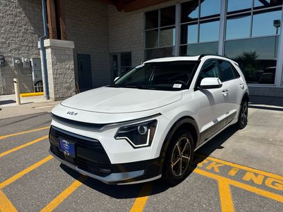 Used 2023 Kia Niro SX