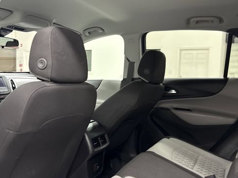 Used 2024 Chevrolet Equinox LS image 13