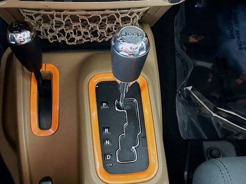 Used 2012 Jeep Wrangler Unlimited Sahara w/ Connectivity Group image 19