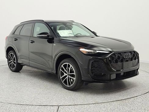 New 2026 Audi Q5 Premium Plus AWD/4WD image 3