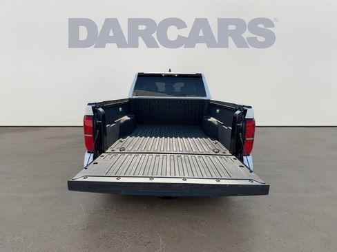 Used 2025 Toyota Tacoma SR5 image 14